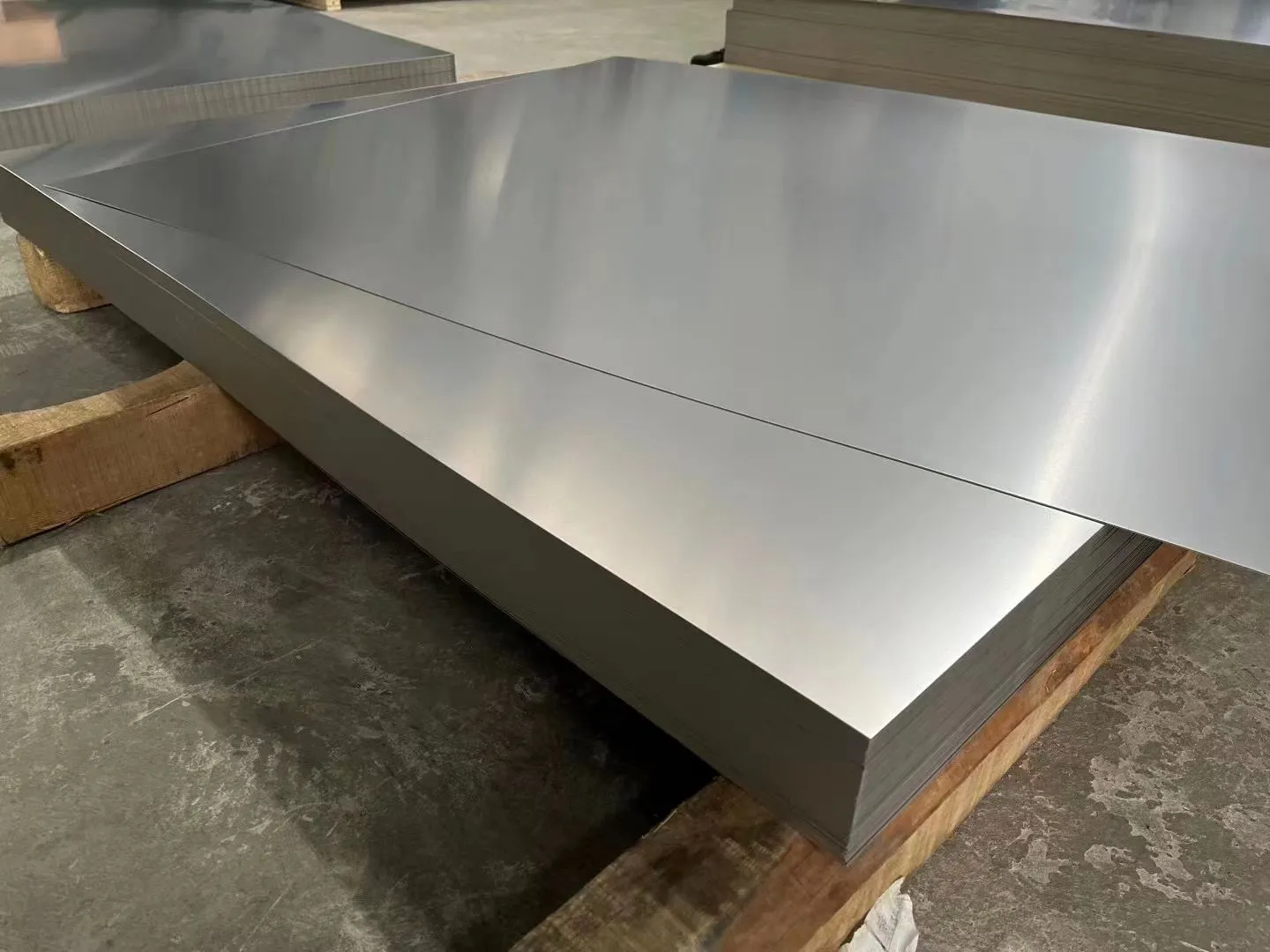 titanium-sheet-stack-one-piece-lifted titanium-sheet-stack-one-piece-lifted